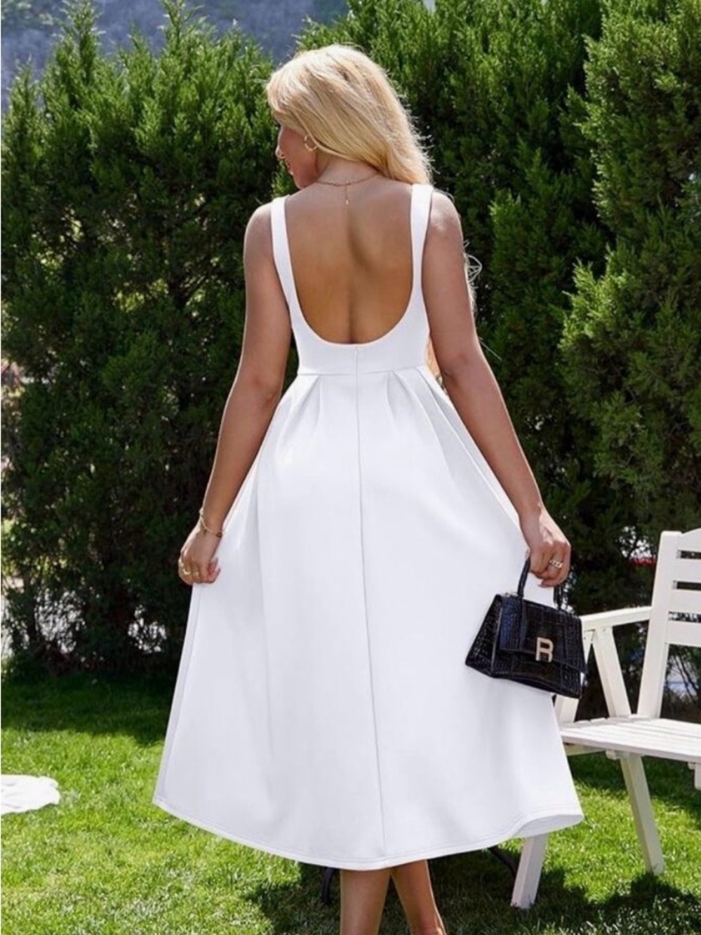 White dress - Picture 2 of 6